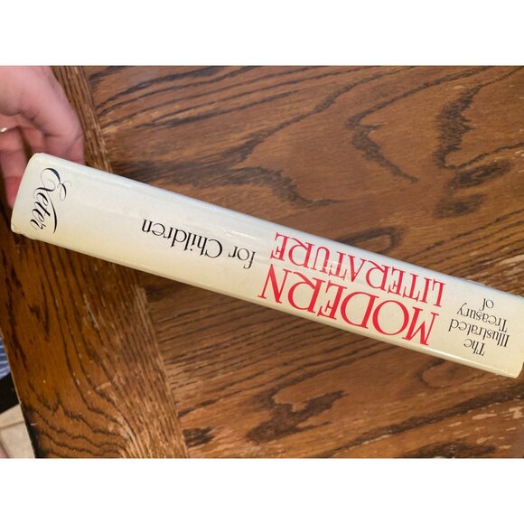 Illustrated Treasury of Modern Literature for Children Hardcover and DJ - Picture 2 of 12